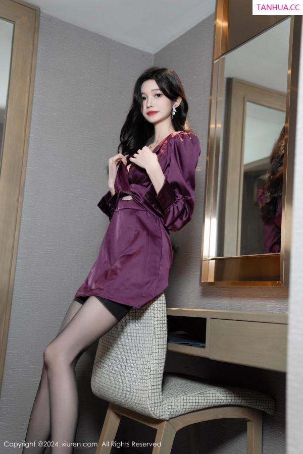 程程程  [XiuRen]高清写真图 2024.04.18 No.8415 程程程- 美腿性感第22张图片
